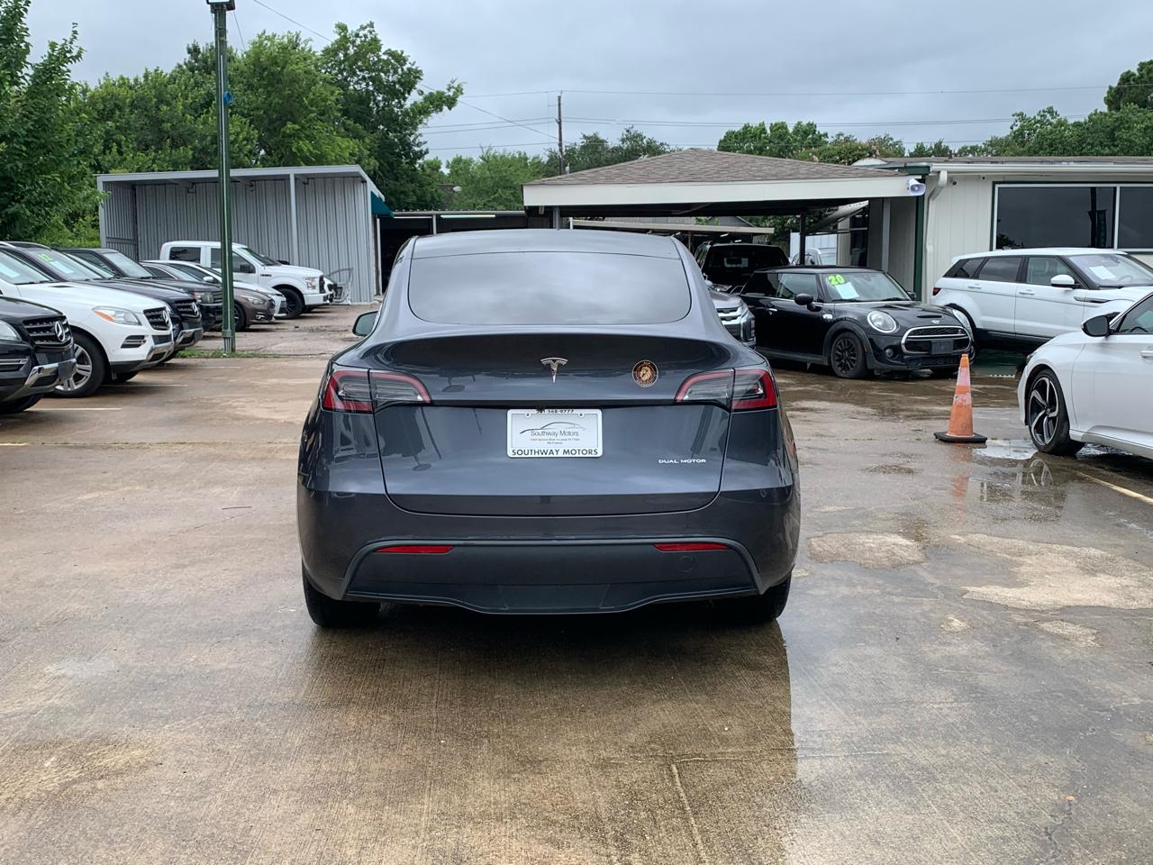 Tesla Model Y Long Range 2023