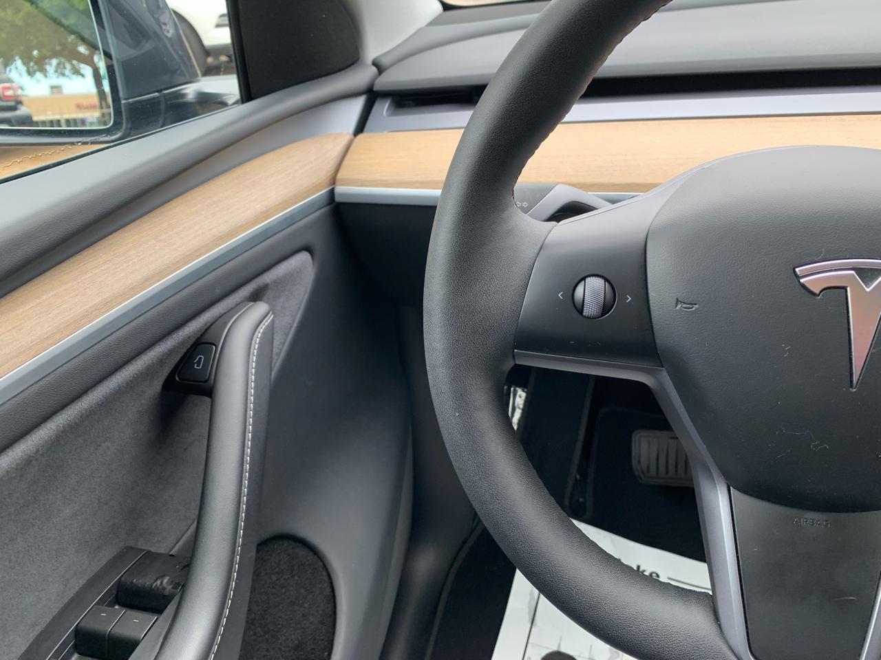 Tesla Model Y Long Range 2023