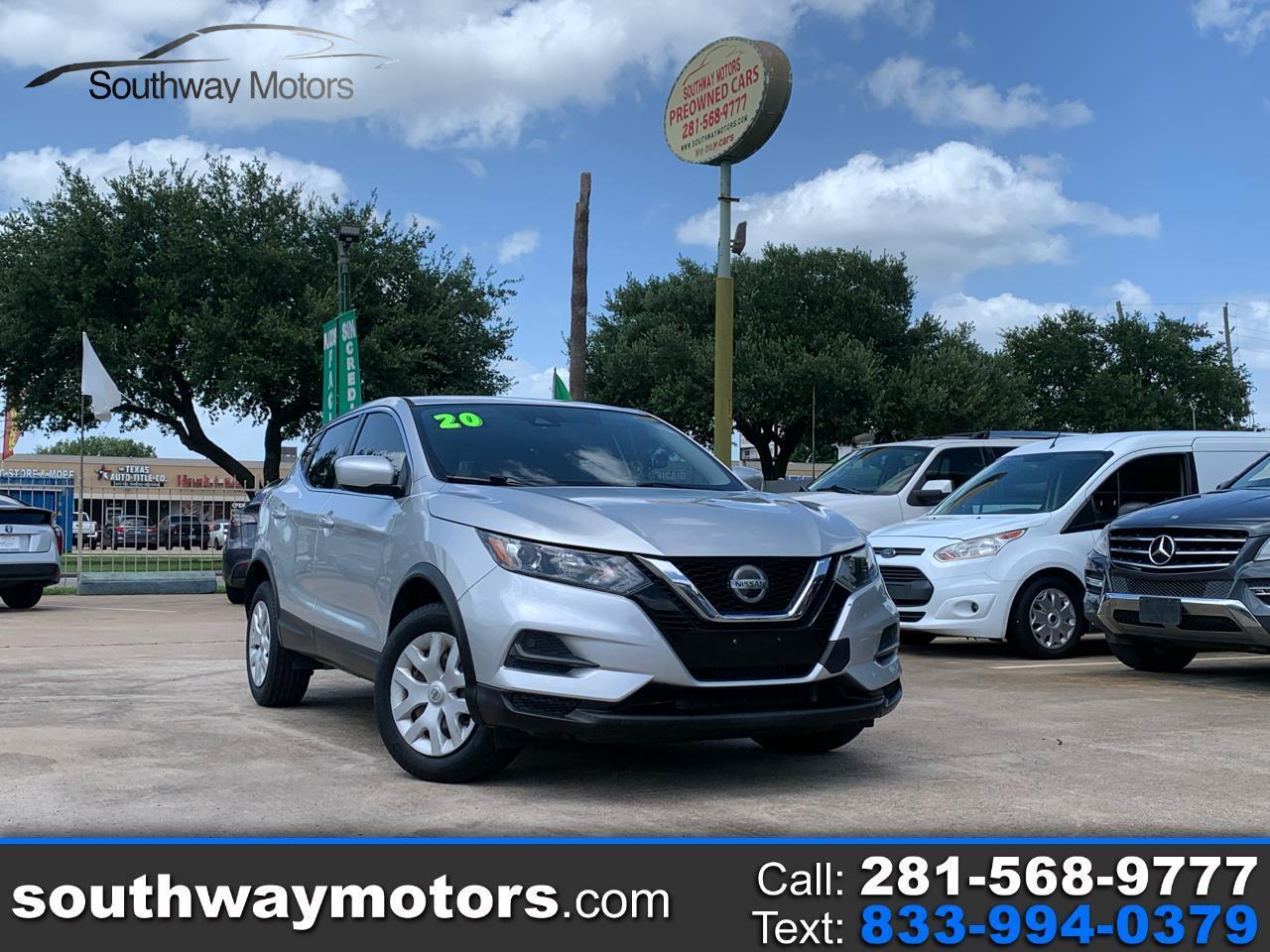 Nissan Rogue Sport S 2020