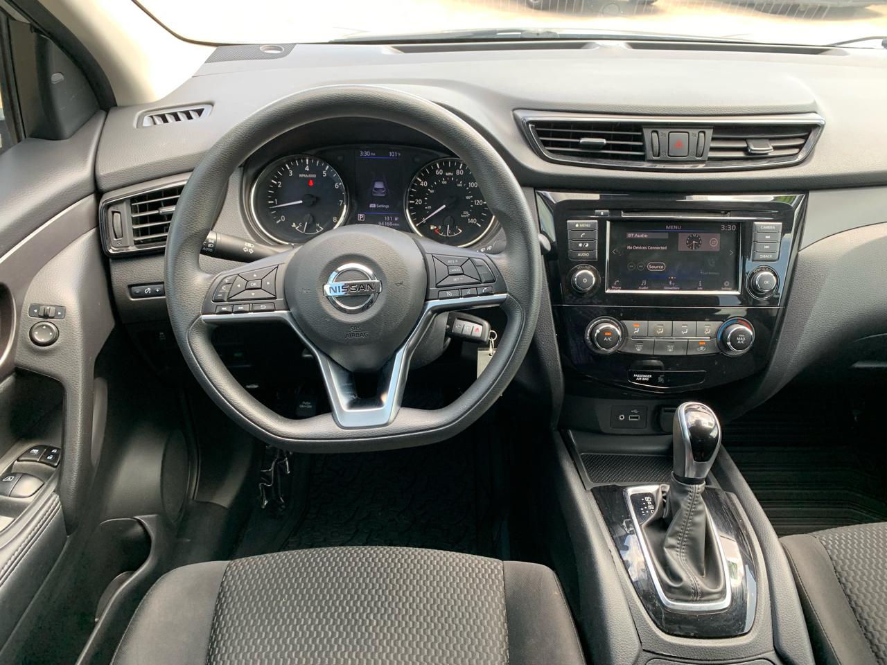 Nissan Rogue Sport S 2020