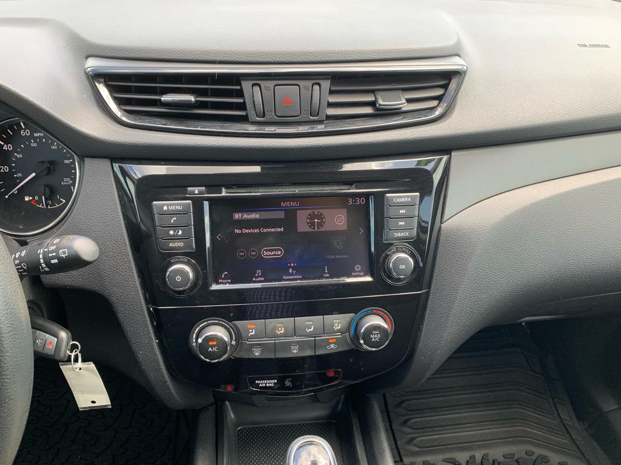 Nissan Rogue Sport S 2020