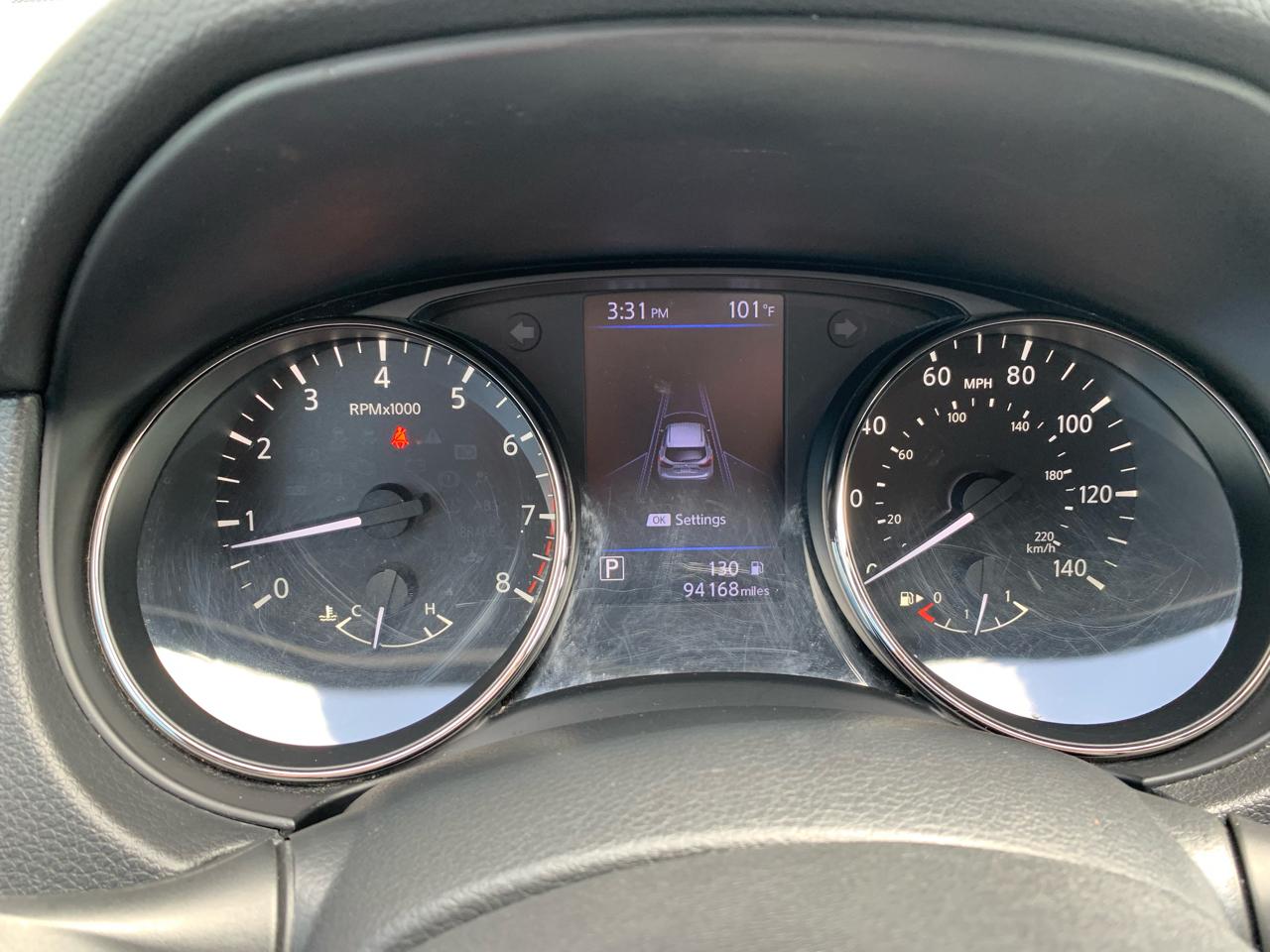 Nissan Rogue Sport S 2020