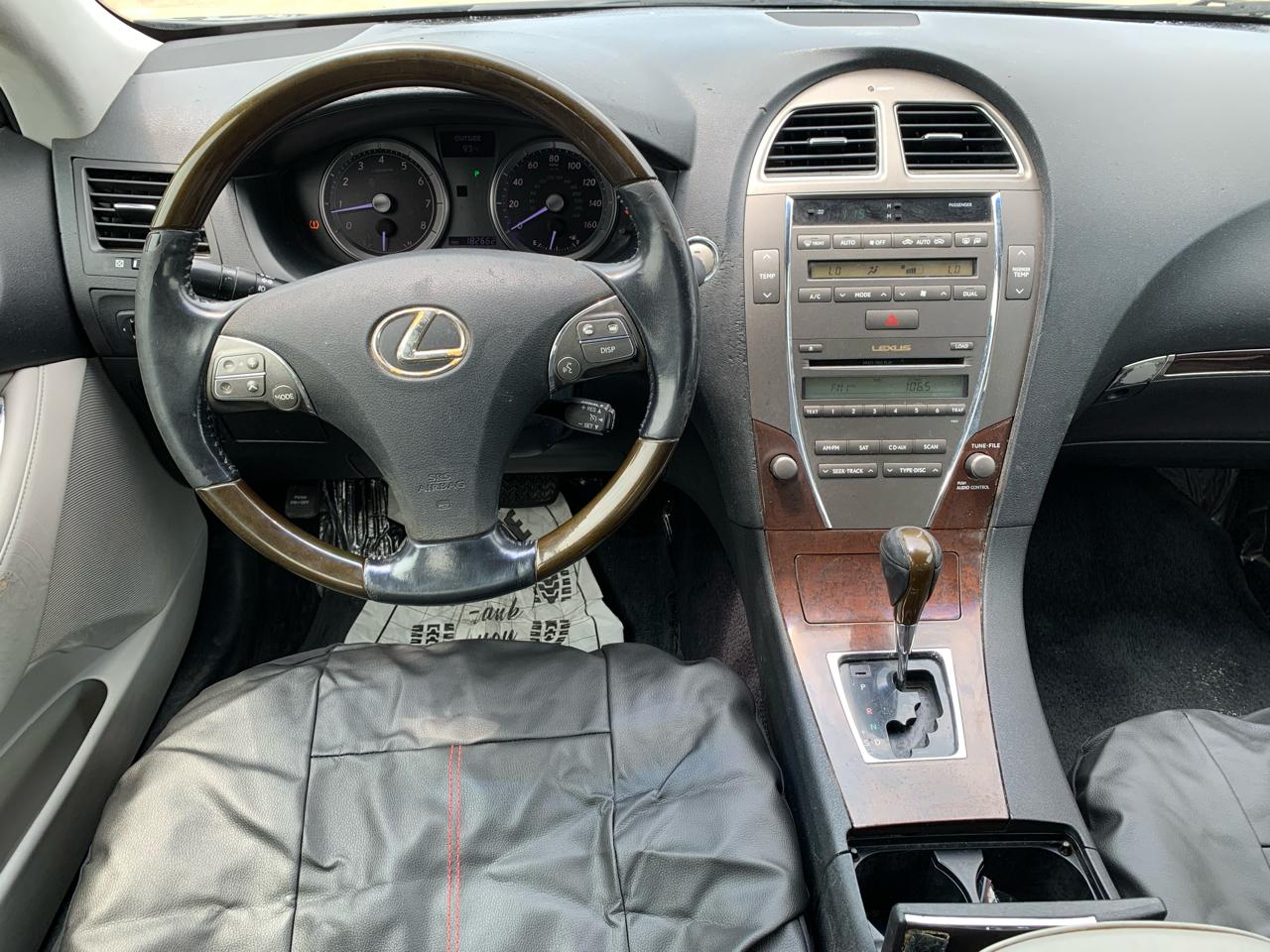 Lexus ES 350 Sedan 2011