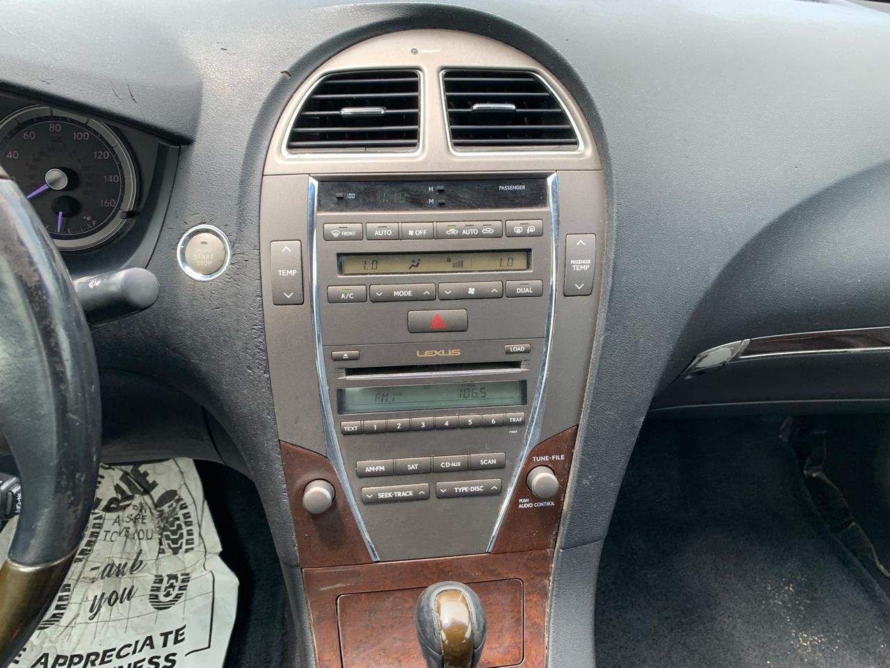 Lexus ES 350 Sedan 2011