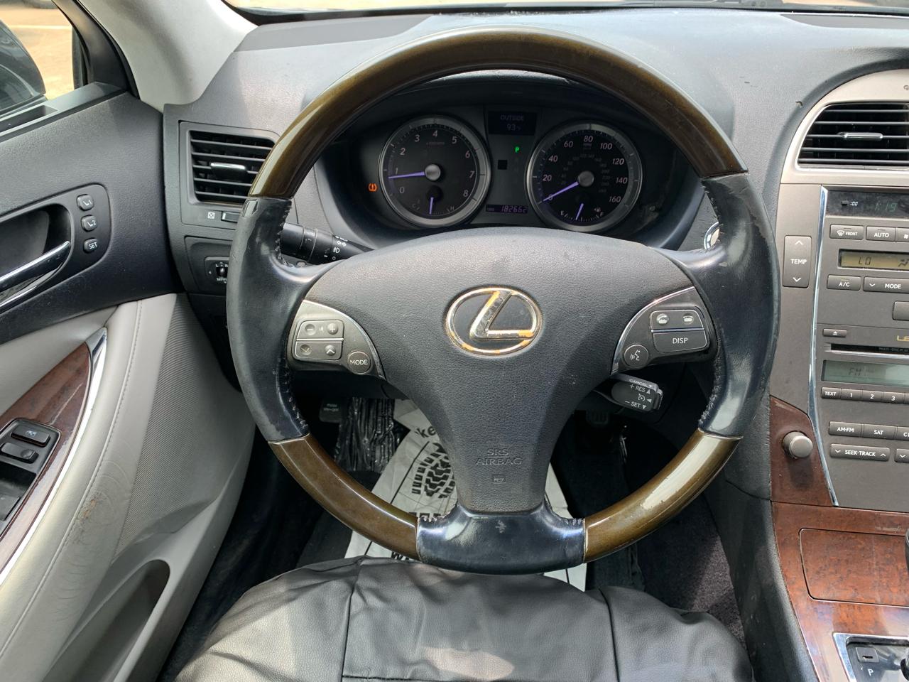 Lexus ES 350 Sedan 2011