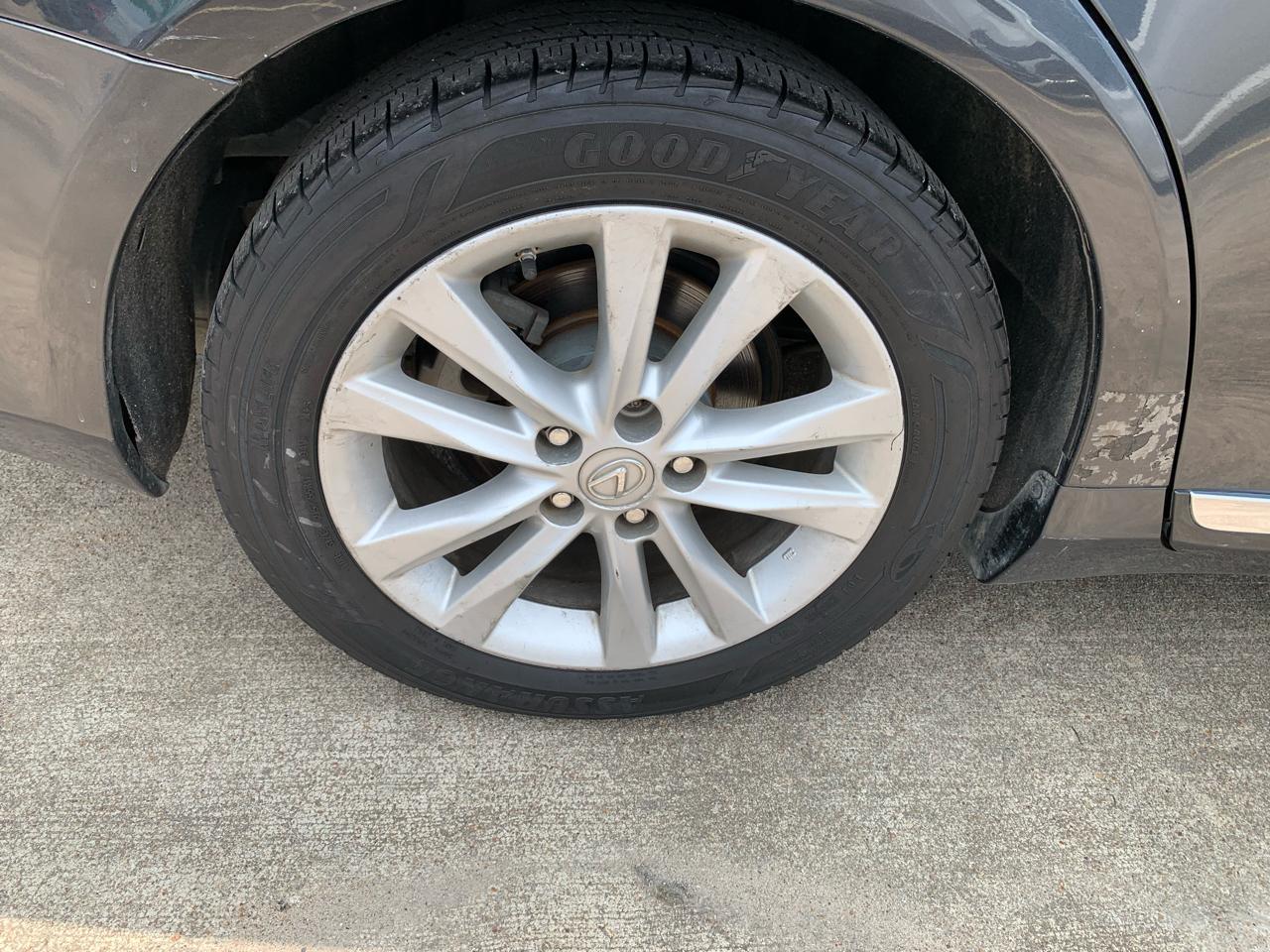 Lexus ES 350 Sedan 2011