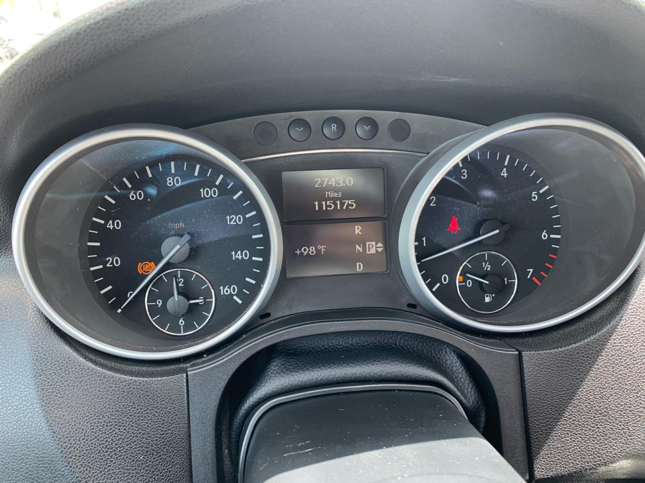 Mercedes-Benz M-Class ML350 2010