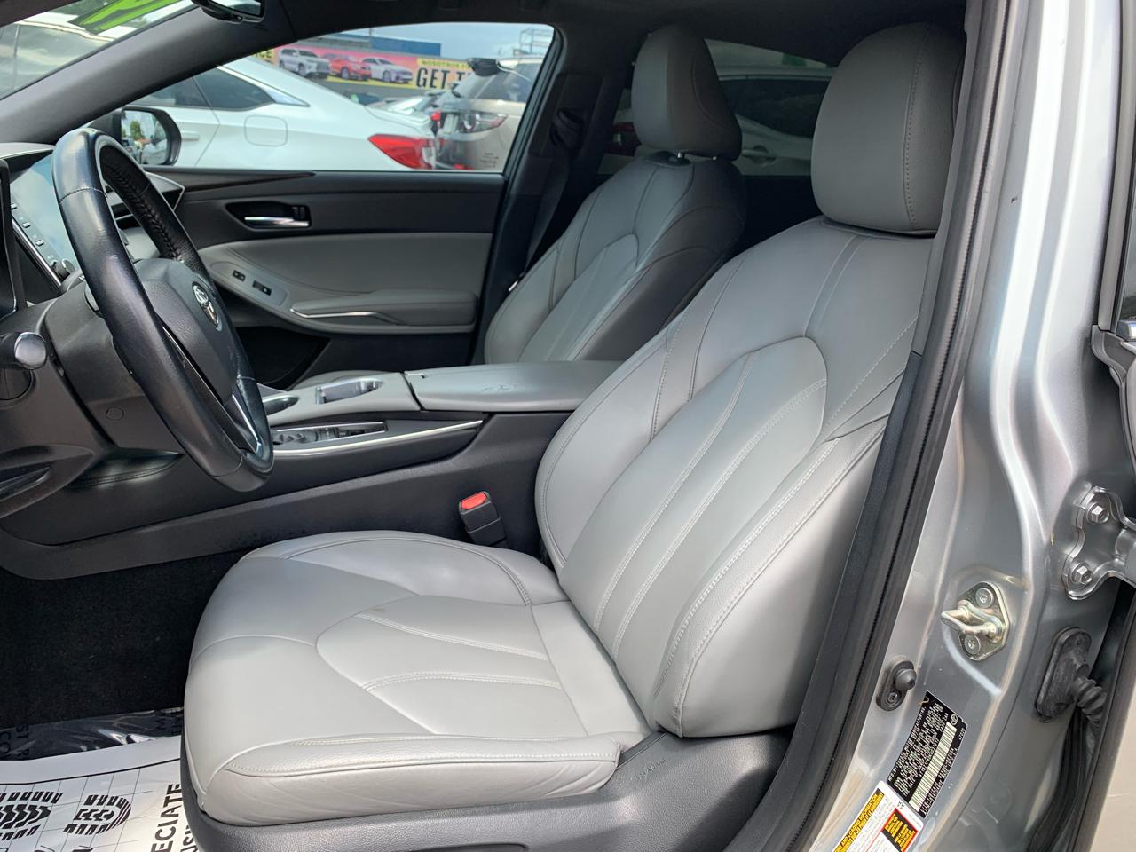 Toyota Avalon XLE 2019