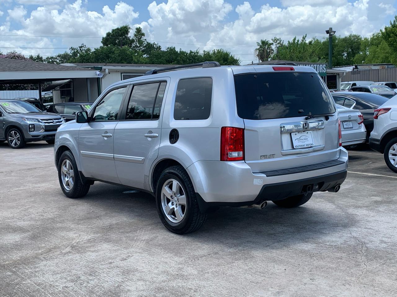 Honda Pilot EX-L 2WD 5-Spd AT 2011