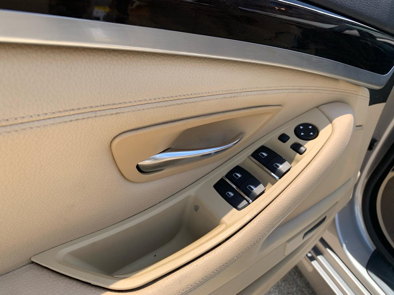 BMW 5-Series 528i 2014