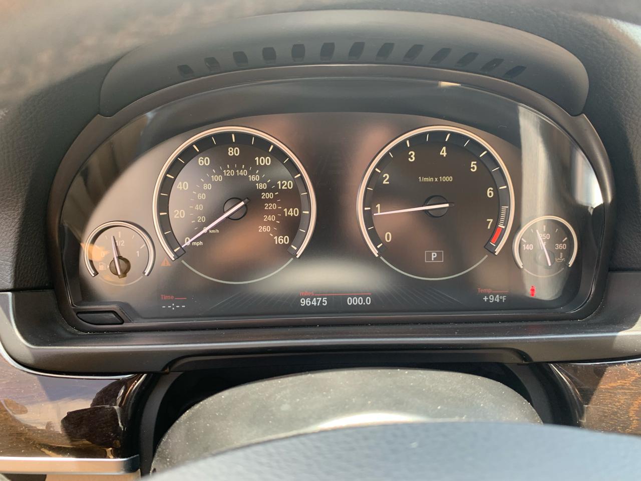 BMW 5-Series 528i 2014
