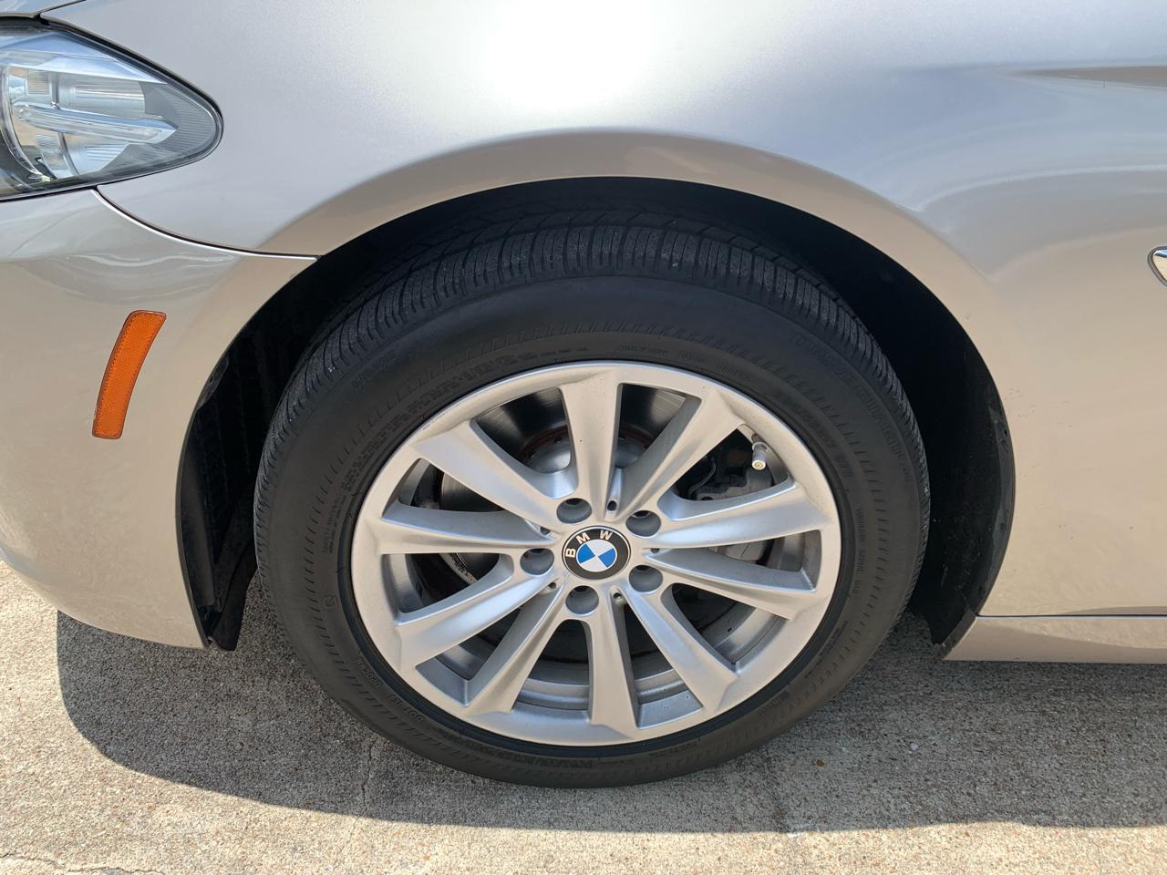 BMW 5-Series 528i 2014
