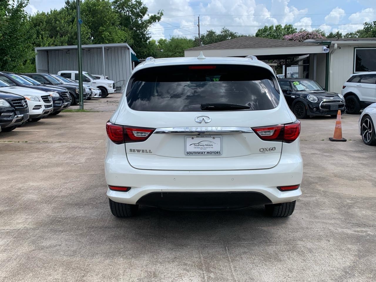 Infiniti QX60 Base FWD 2018