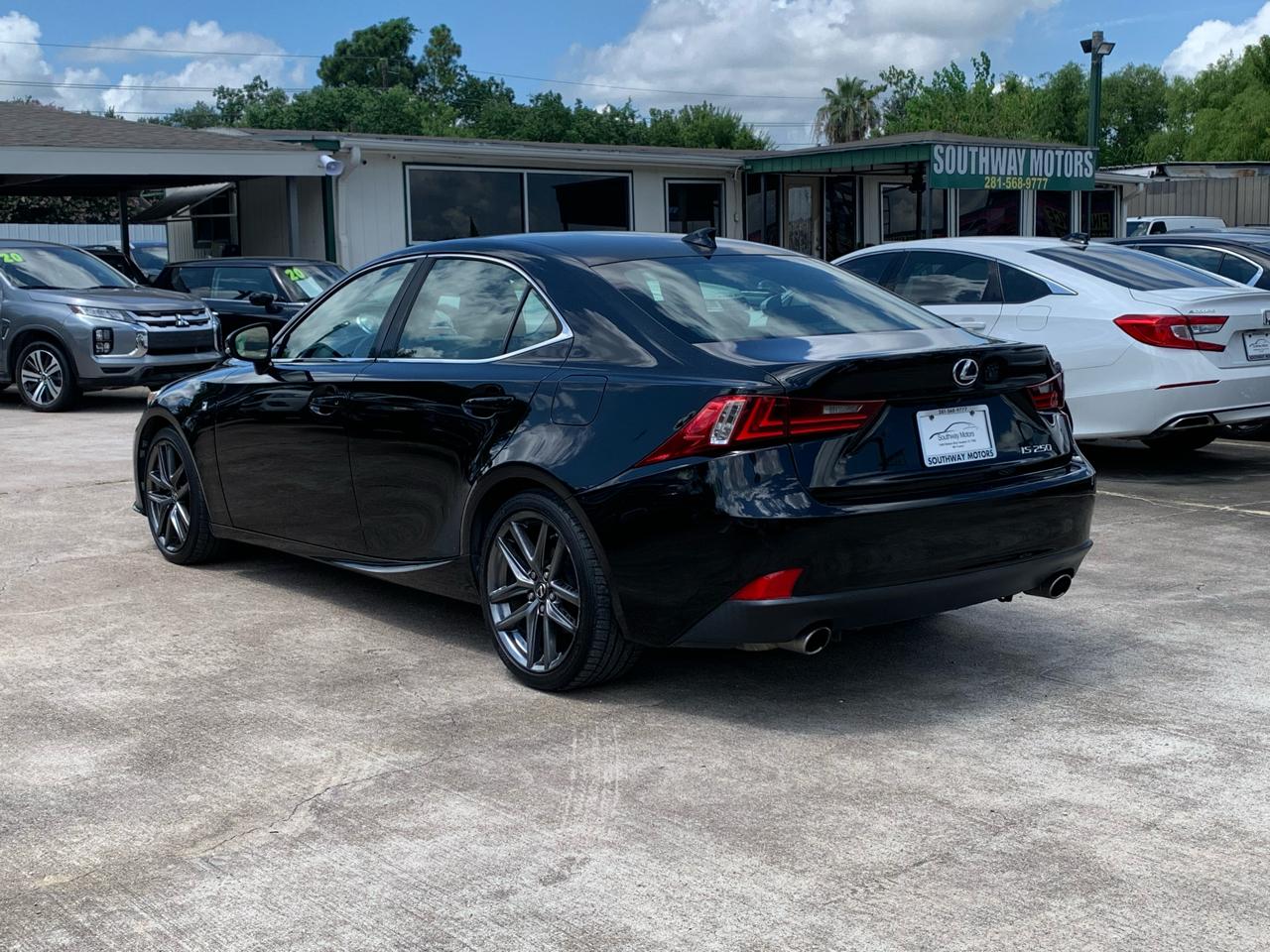 Lexus IS 250 RWD 2014