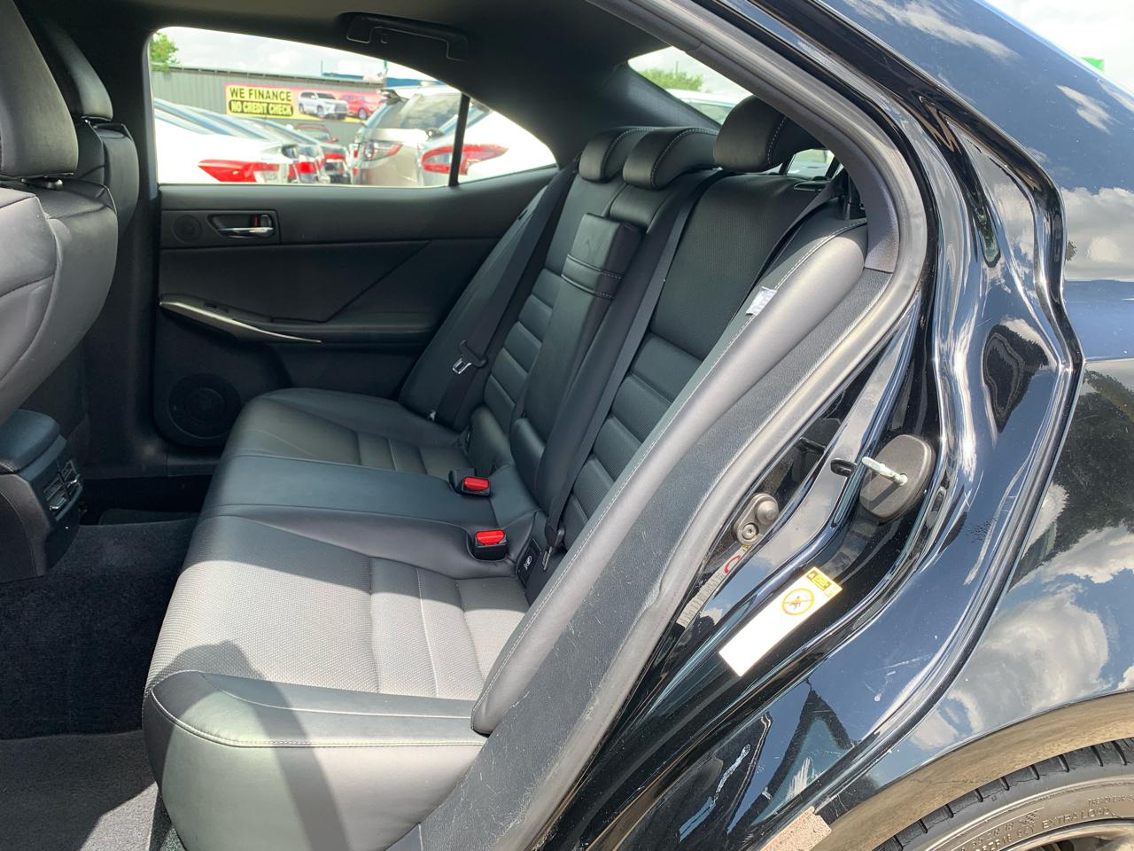 Lexus IS 250 RWD 2014