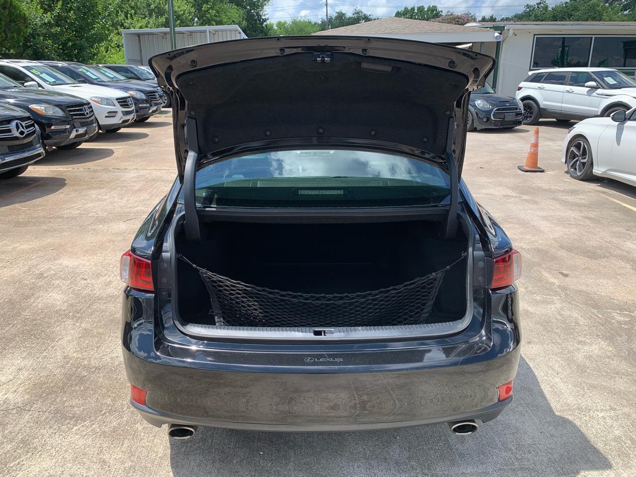 Lexus IS 250 RWD 2014