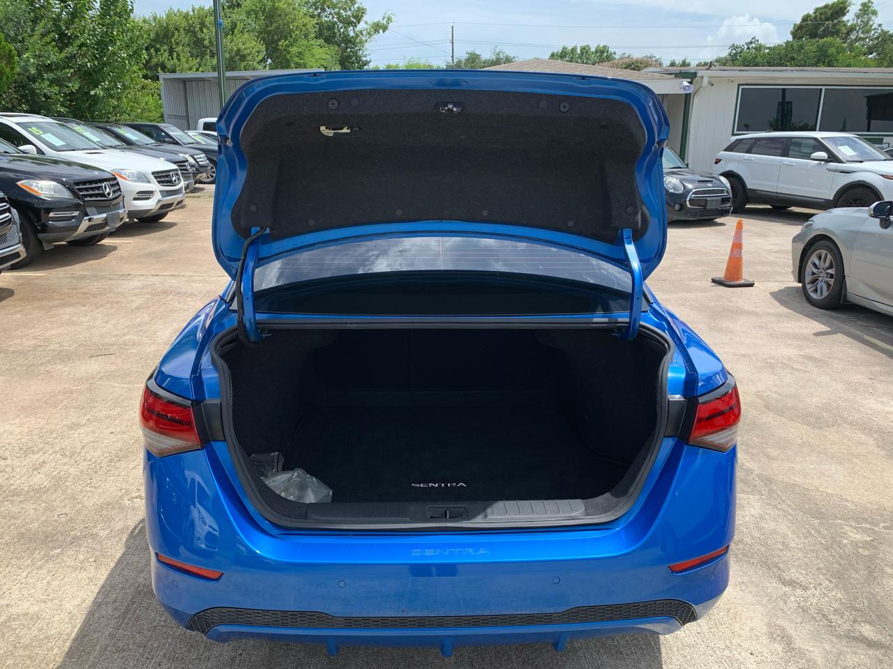 Nissan Sentra SV 2021