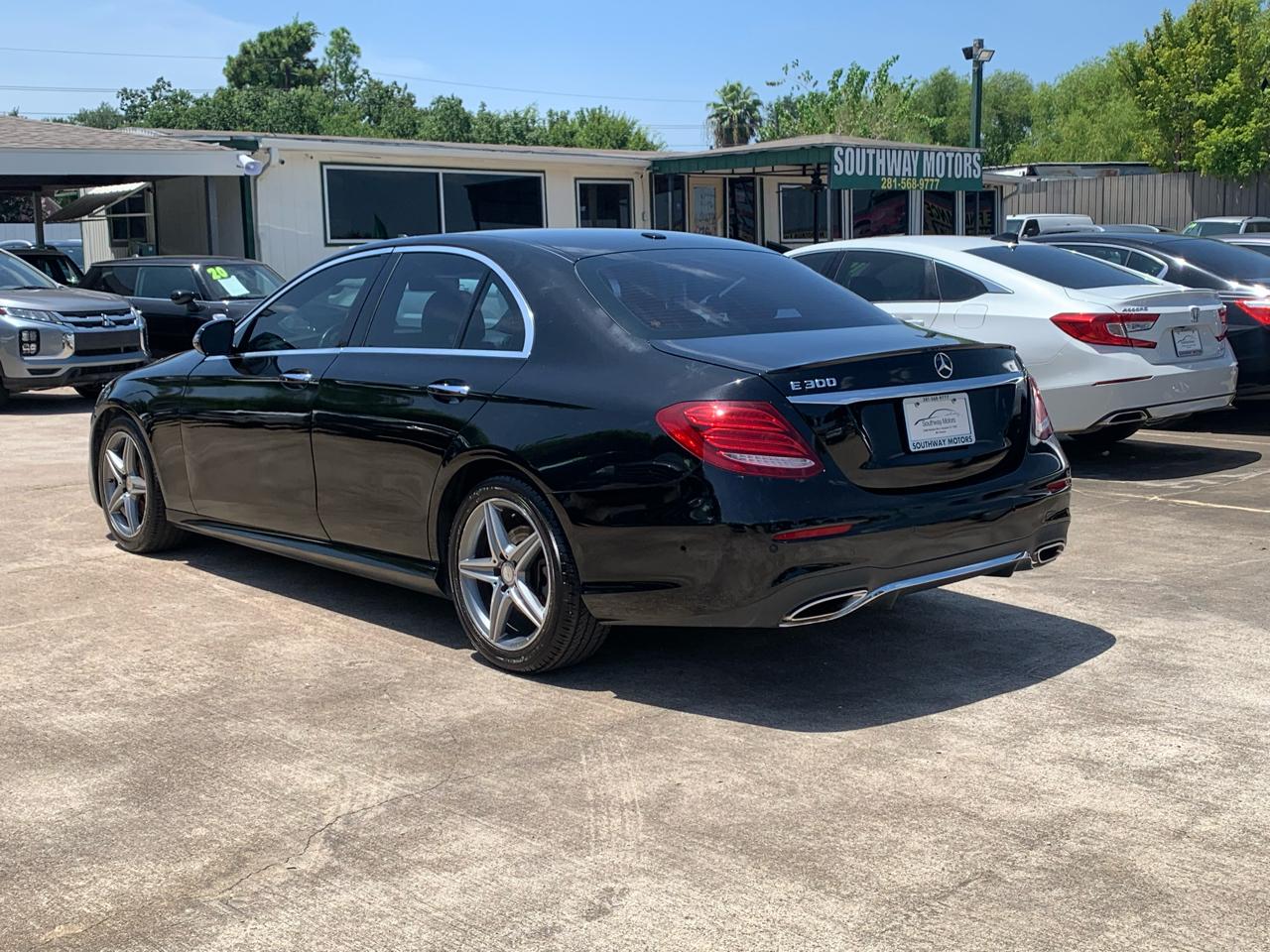 Mercedes-Benz E-Class E300 Luxury Sedan 2017