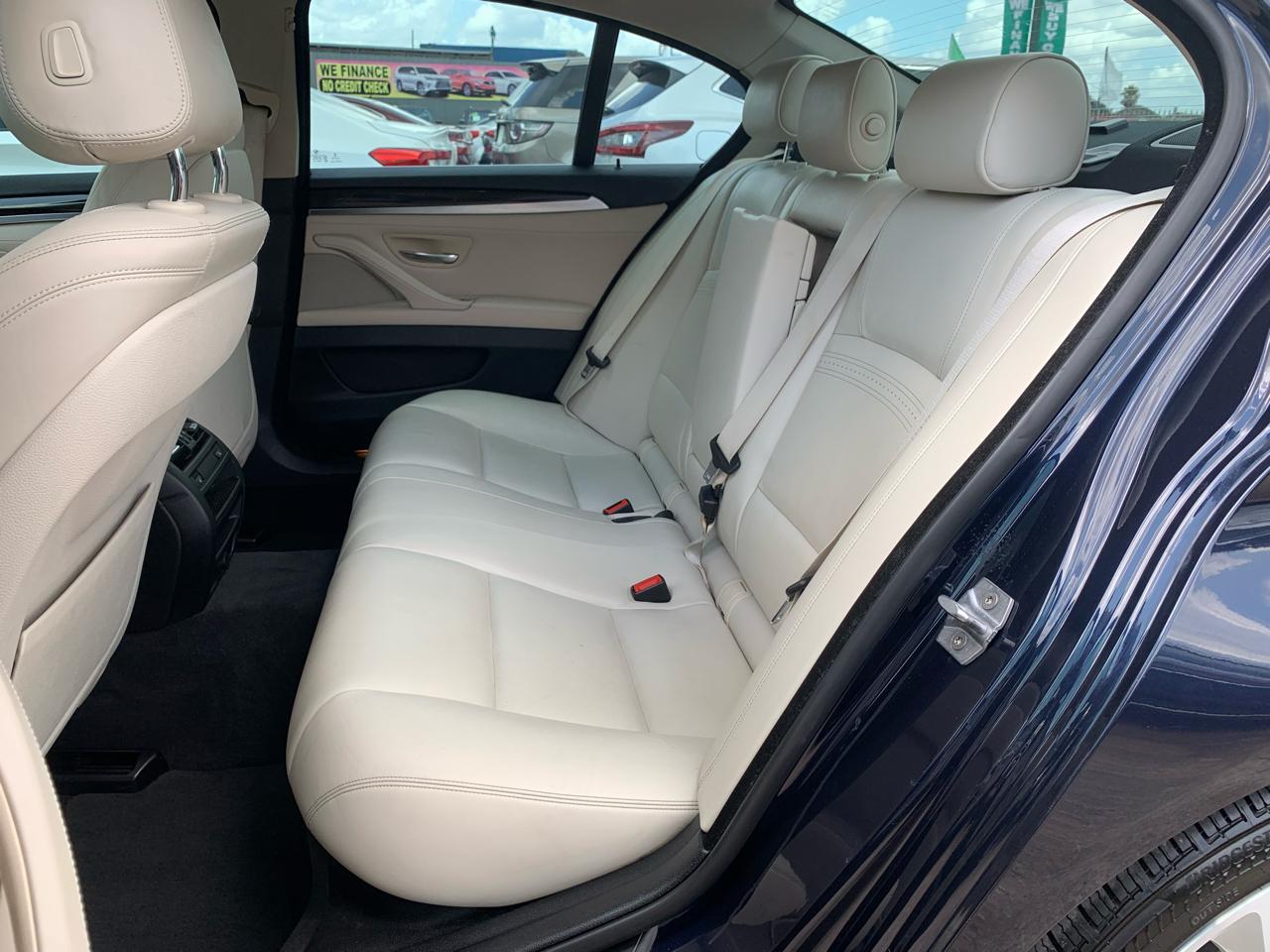 BMW 5-Series 535i xDrive 2015