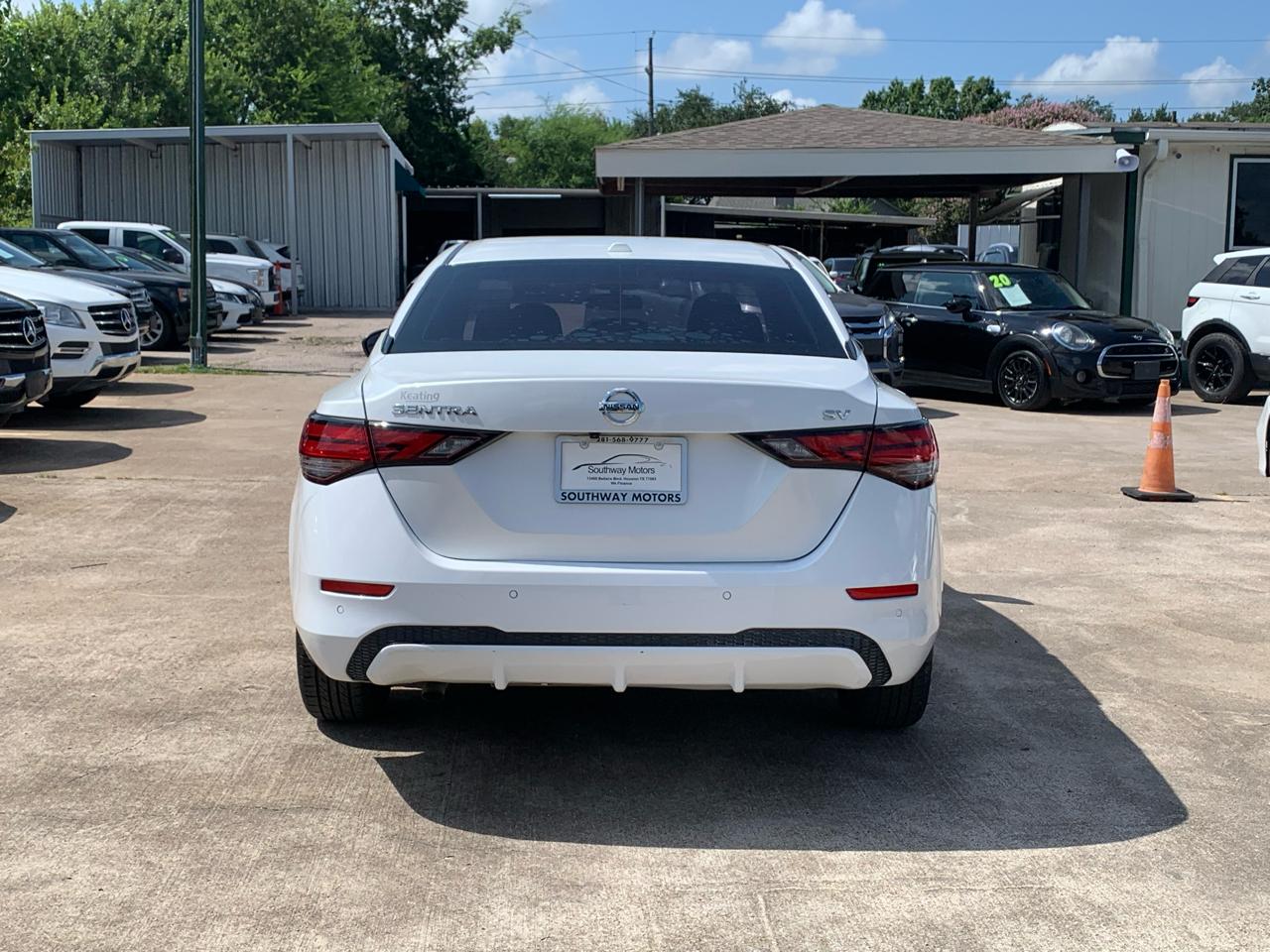 Nissan Sentra SV 2021