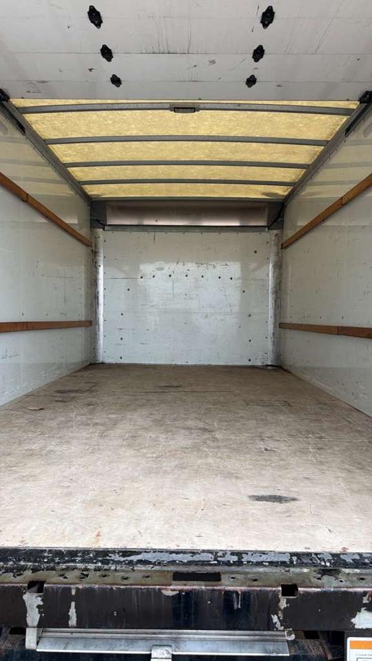GMC Savana G3500 177 in. 2020