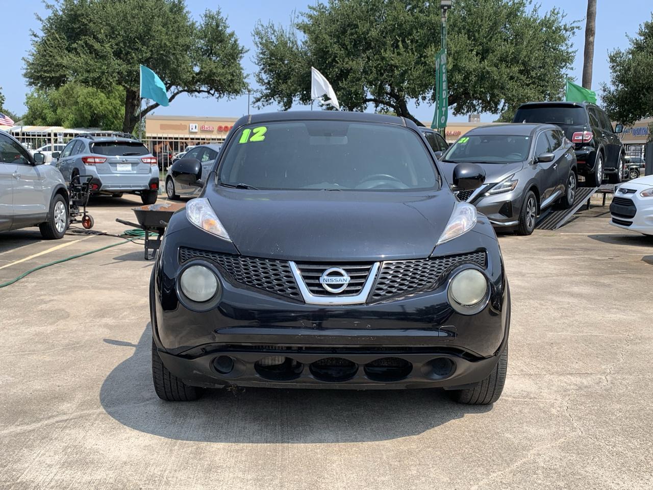 Nissan Juke S FWD 2012
