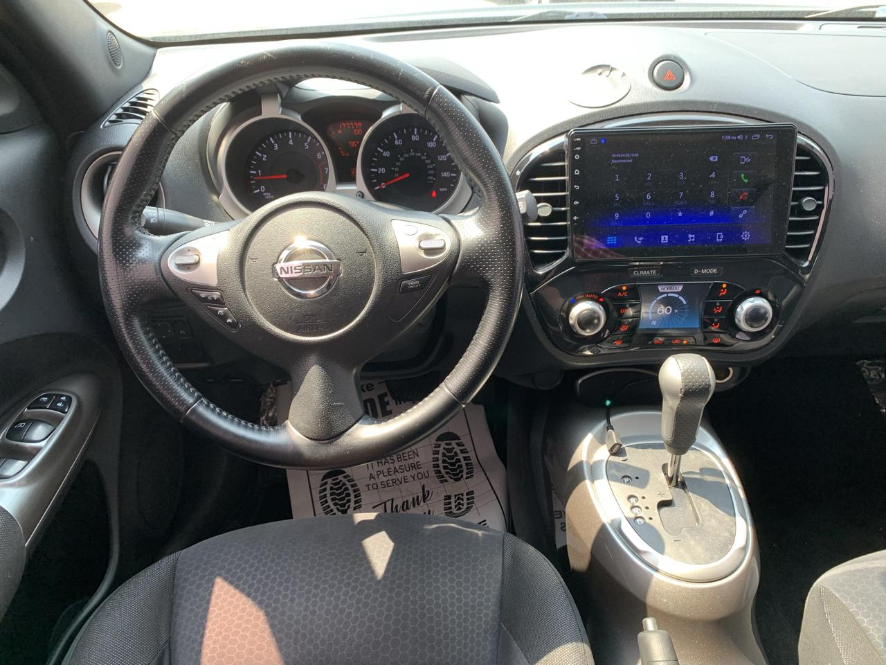 Nissan Juke S FWD 2012