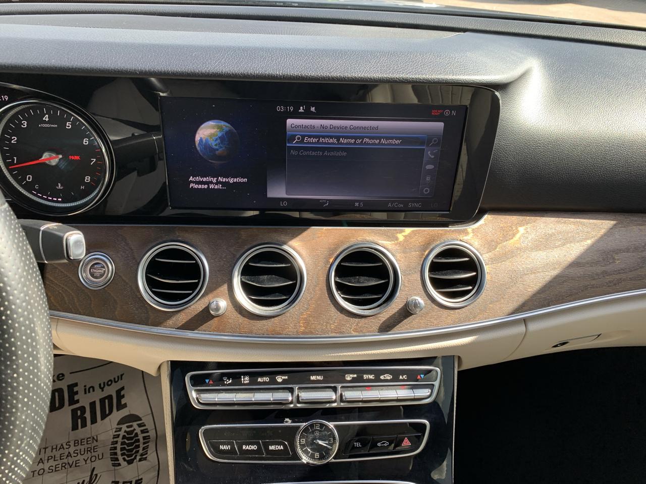 Mercedes-Benz E-Class E300 Luxury 4MATIC Sedan 2017