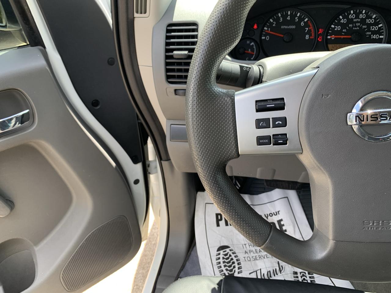Nissan Frontier SV King Cab I4 5MT 2WD 2018