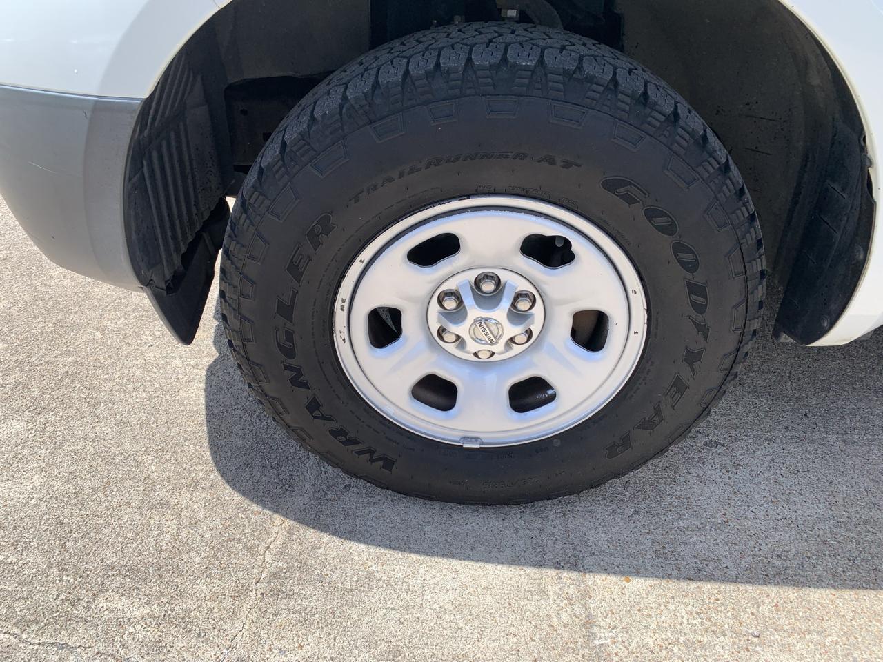 Nissan Frontier SV King Cab I4 5MT 2WD 2018