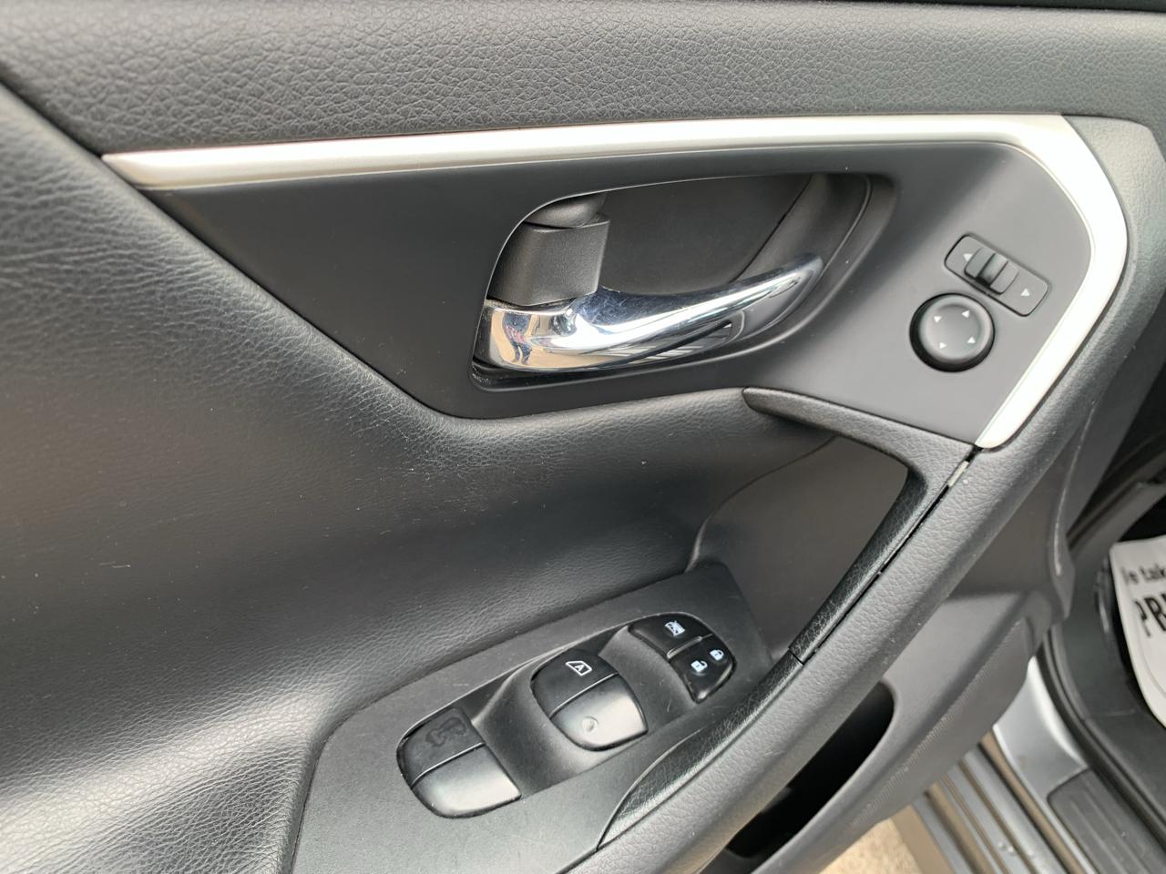 Nissan Altima 2.5 SV 2018