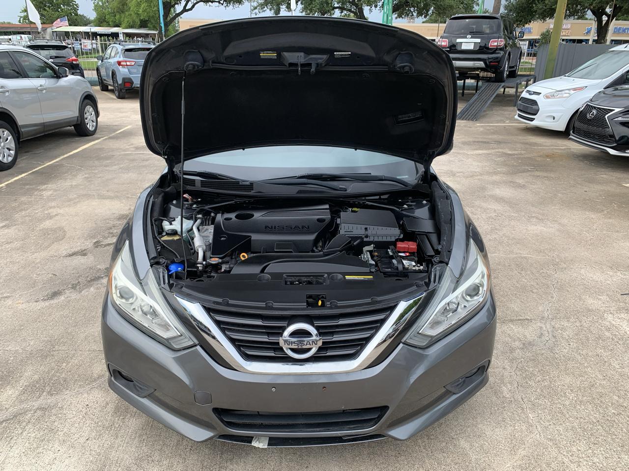 Nissan Altima 2.5 SV 2018