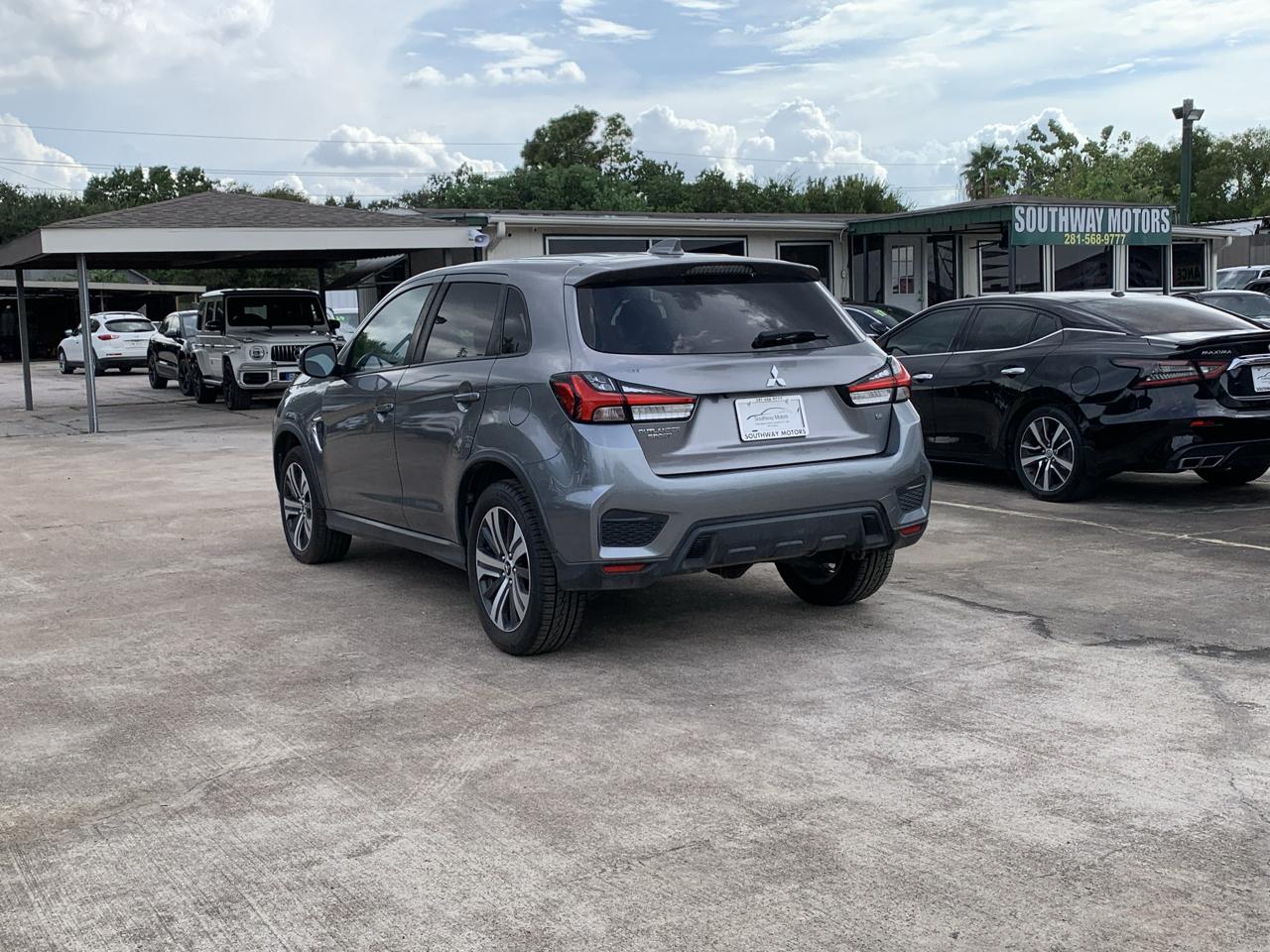 Mitsubishi Outlander Sport 2.0 ES AWD 2021
