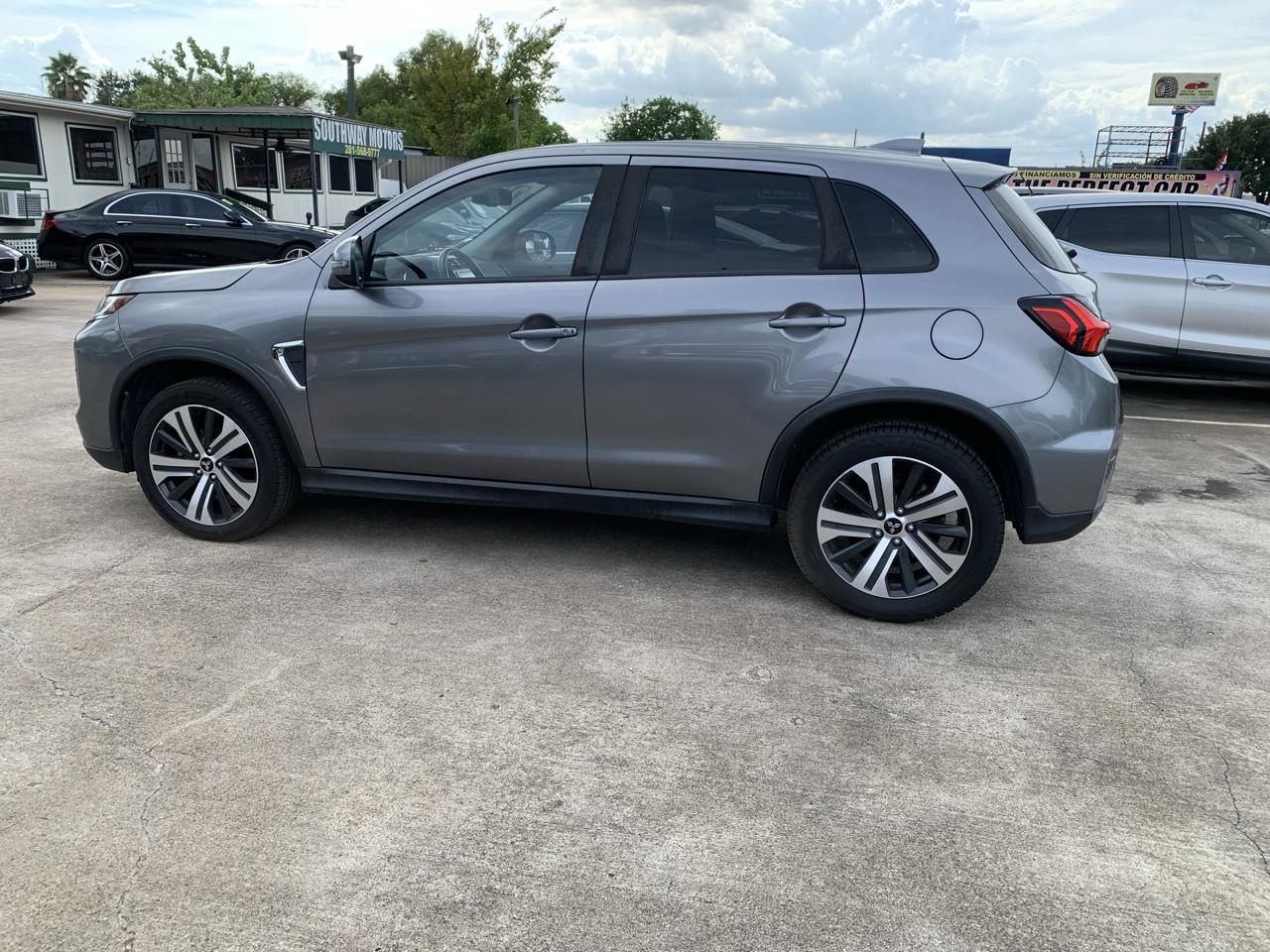 Mitsubishi Outlander Sport 2.0 ES AWD 2021