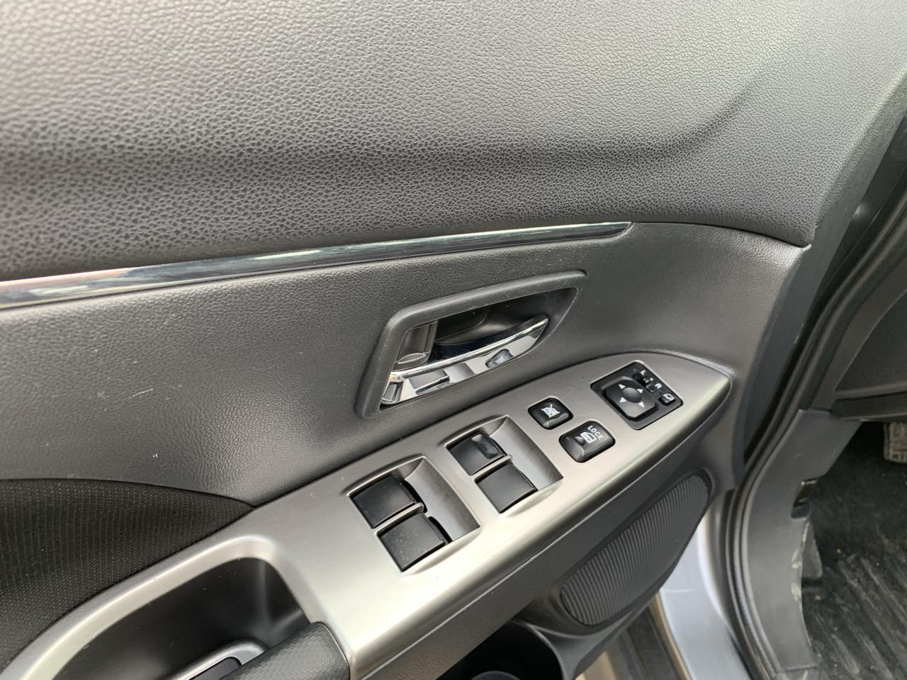 Mitsubishi Outlander Sport 2.0 ES AWD 2021