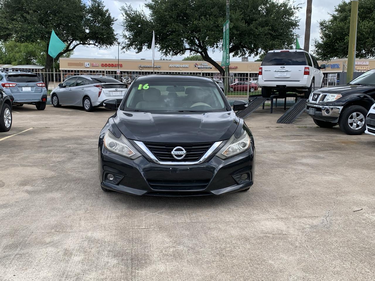 Nissan Altima 2.5 SR 2016