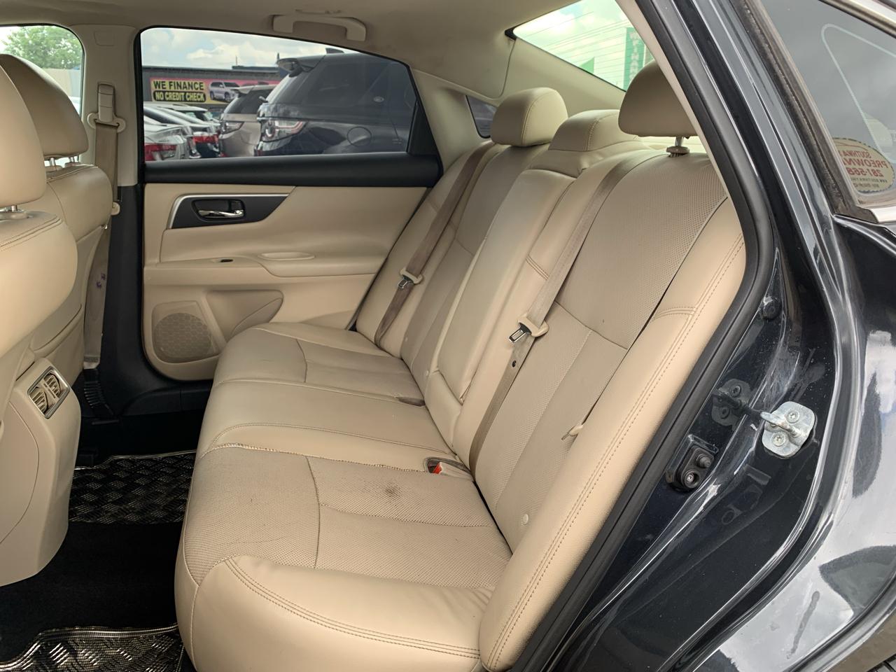 Nissan Altima 2.5 SR 2016