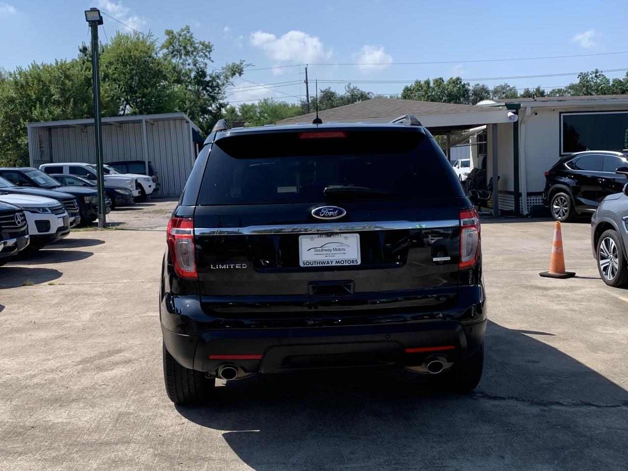 Ford Explorer Limited 4WD 2013
