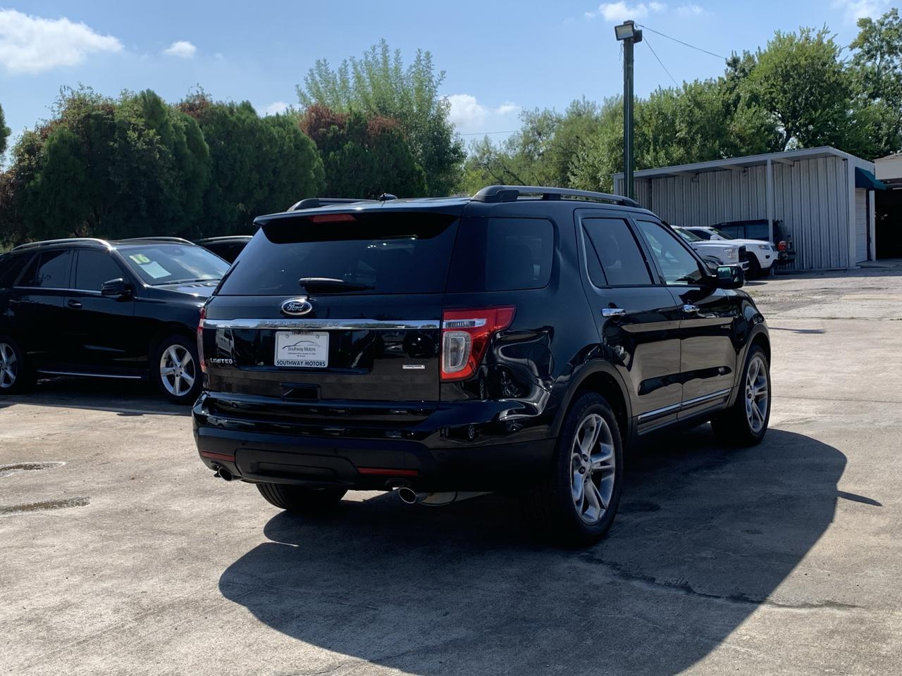 Ford Explorer Limited 4WD 2013
