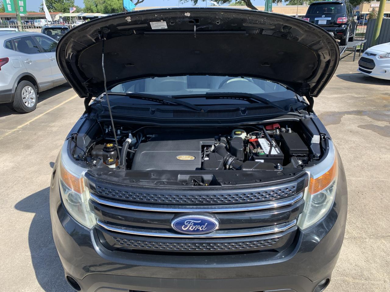 Ford Explorer Limited 4WD 2013