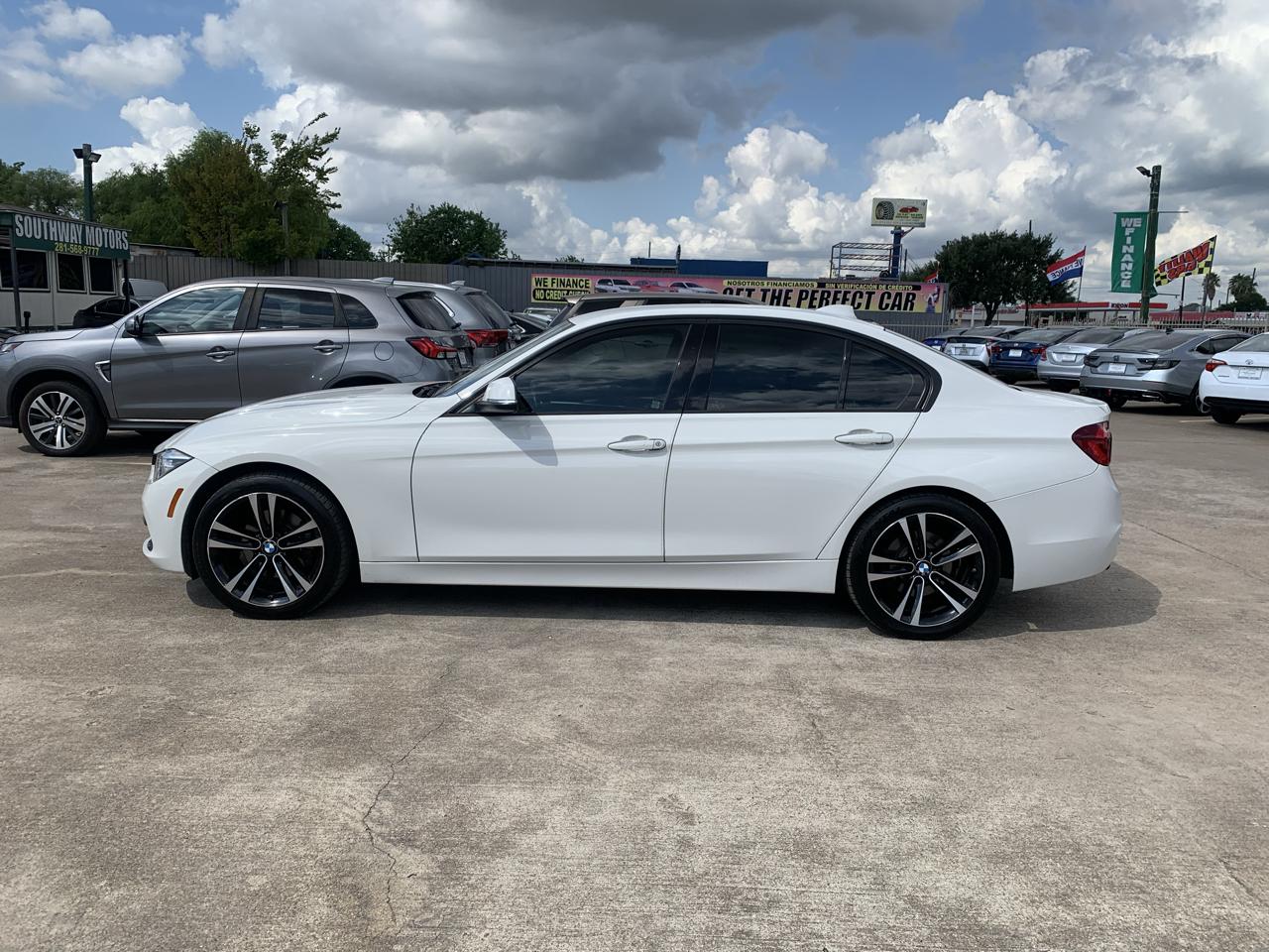 BMW 3-Series 330i SULEV Sedan 2018