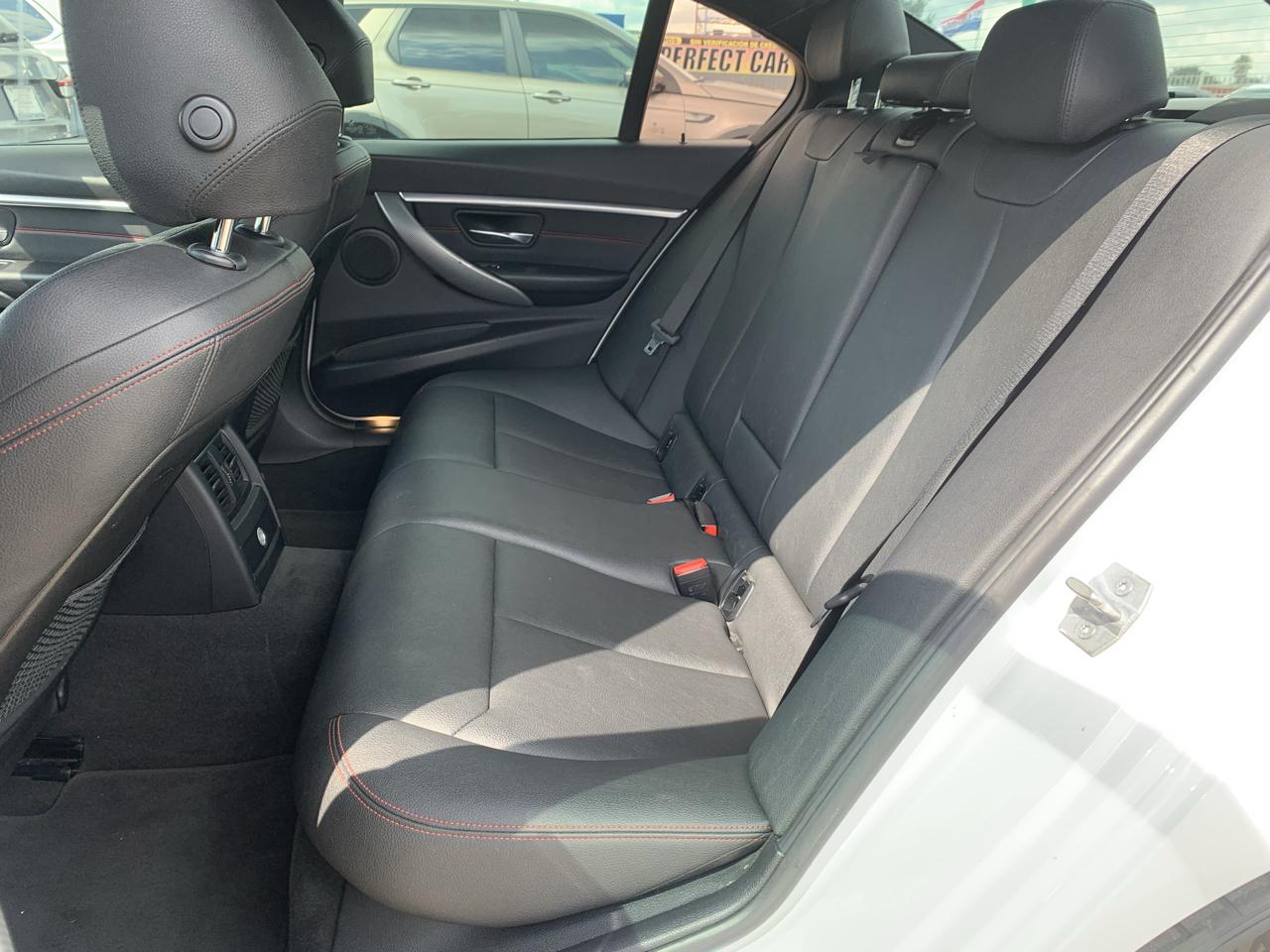 BMW 3-Series 330i SULEV Sedan 2018