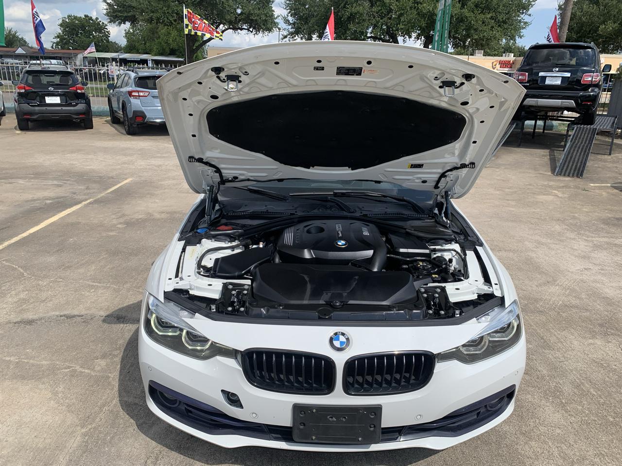 BMW 3-Series 330i SULEV Sedan 2018