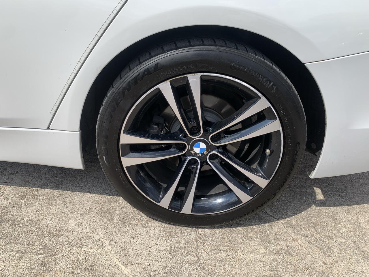 BMW 3-Series 330i SULEV Sedan 2018