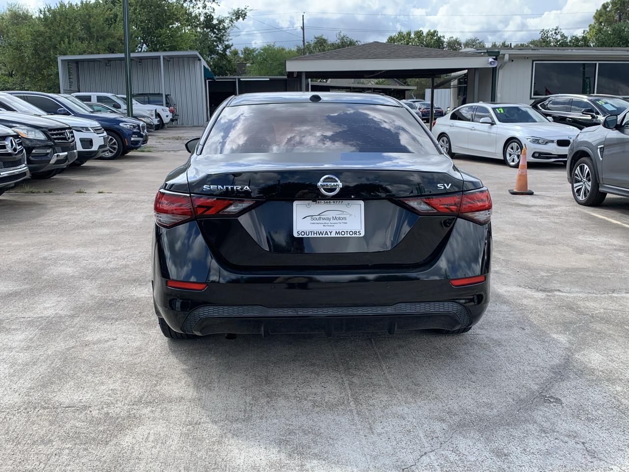 Nissan Sentra SV 2022