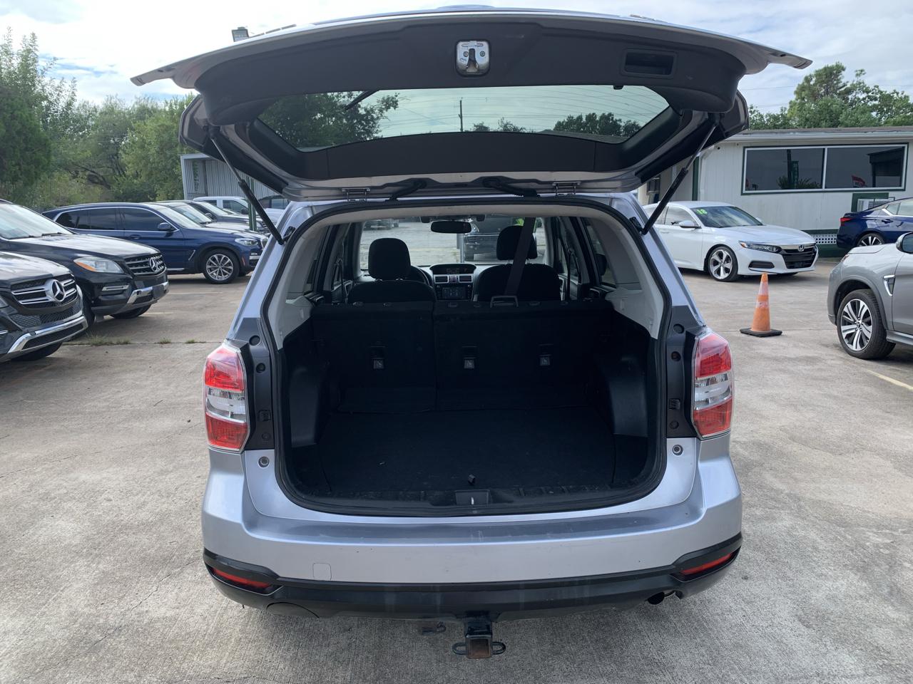 Subaru Forester 2.5i Premium PZEV CVT 2016