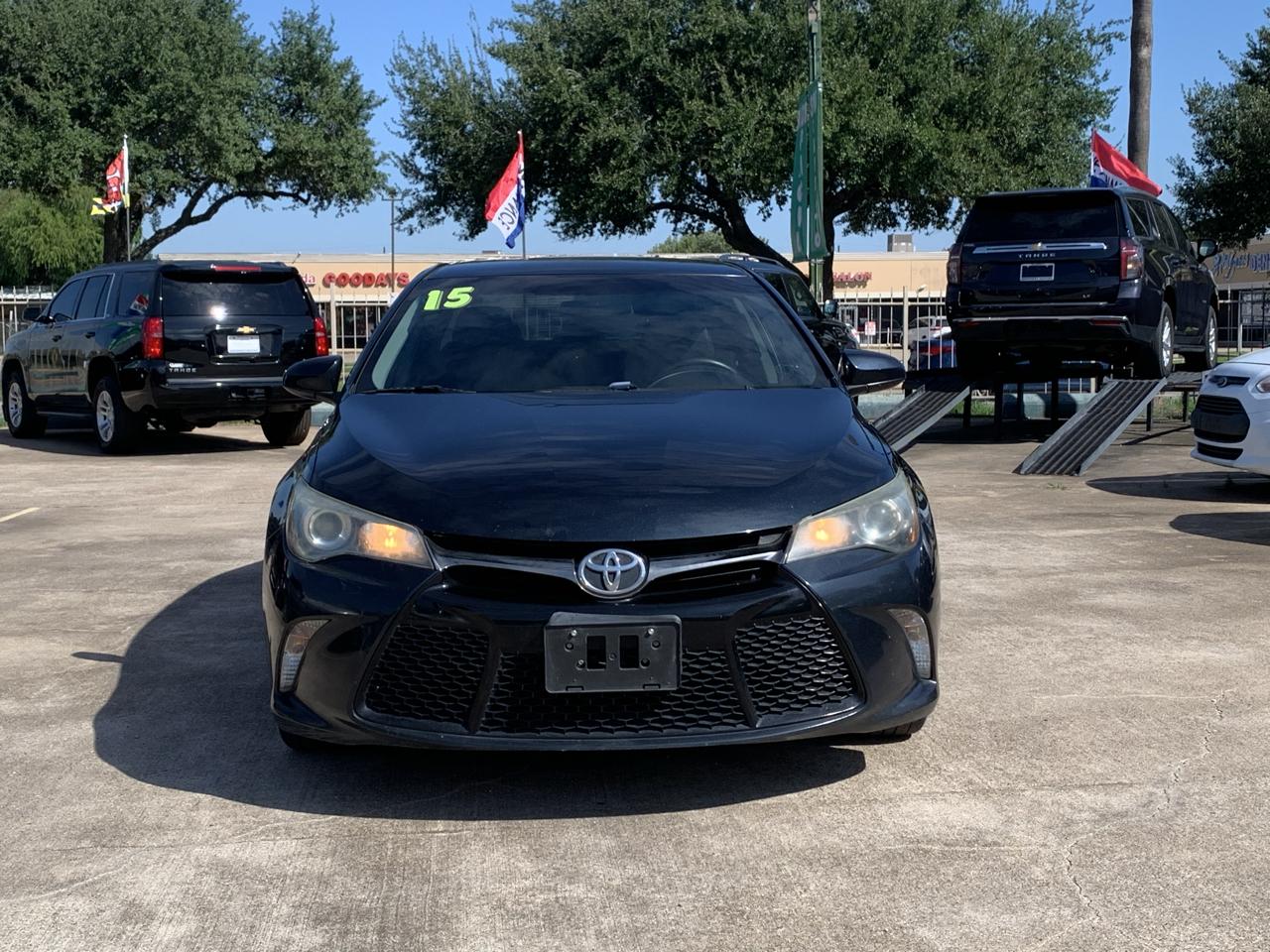 Toyota Camry SE 2015