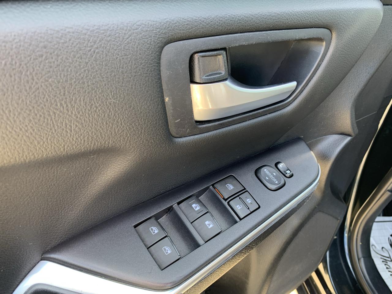 Toyota Camry SE 2015