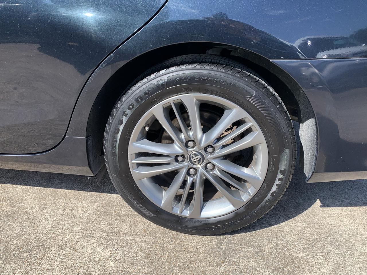 Toyota Camry SE 2015