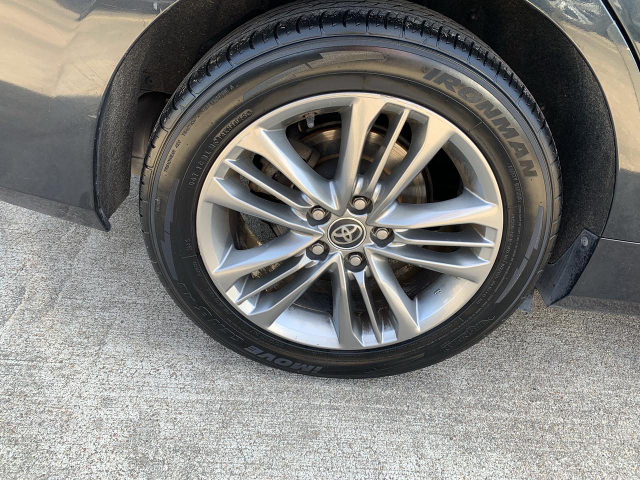 Toyota Camry SE 2015